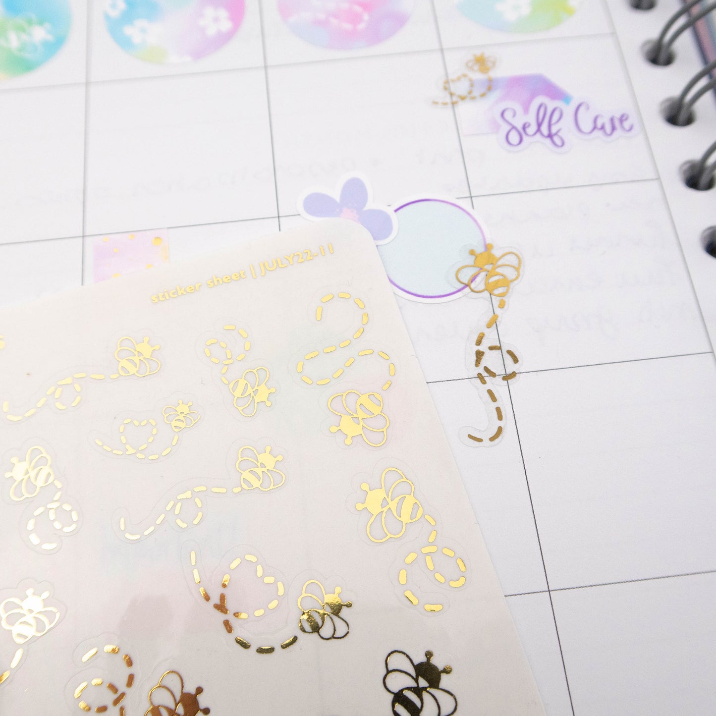 BUSY BEES - FOILED PLANNER STICKERS